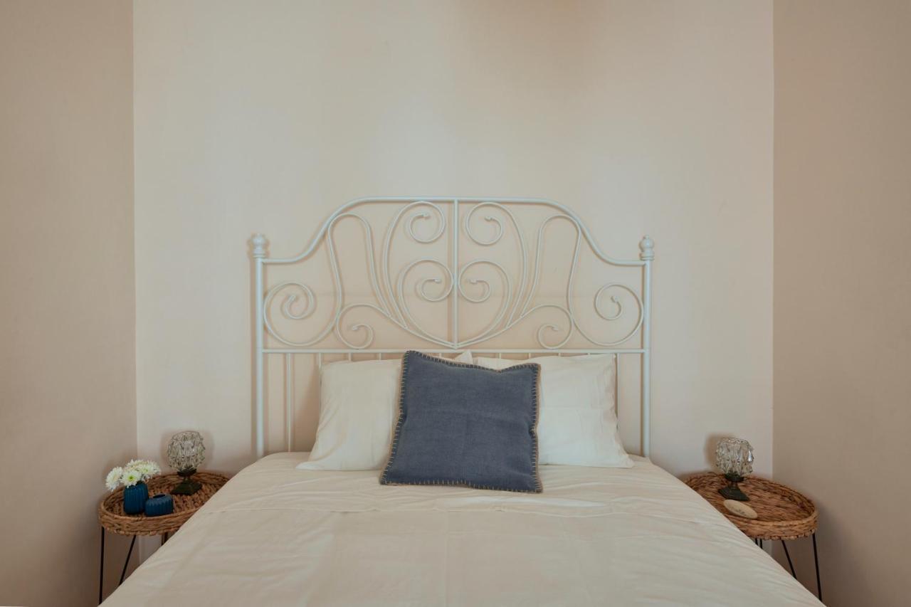 Renovated And Spacious Duplex Apartment With Patio, By Timecooler Lisbon Exterior photo