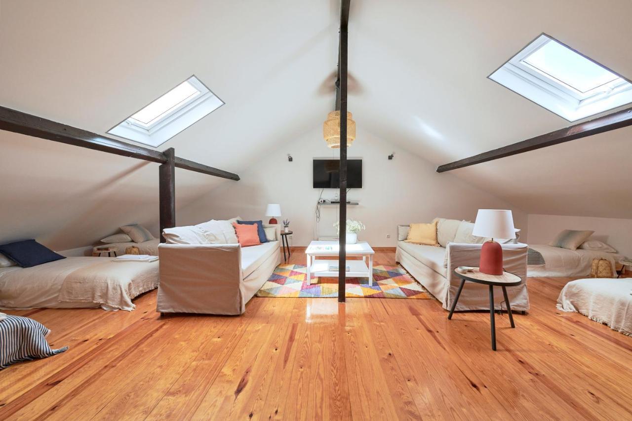 Renovated And Spacious Duplex Apartment With Patio, By Timecooler Lisbon Exterior photo