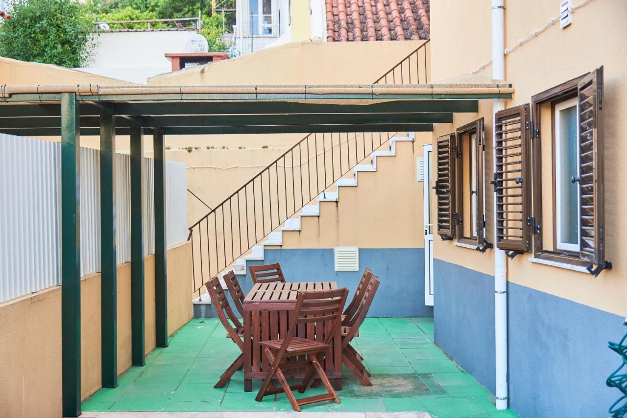 Renovated And Spacious Duplex Apartment With Patio, By Timecooler Lisbon Exterior photo