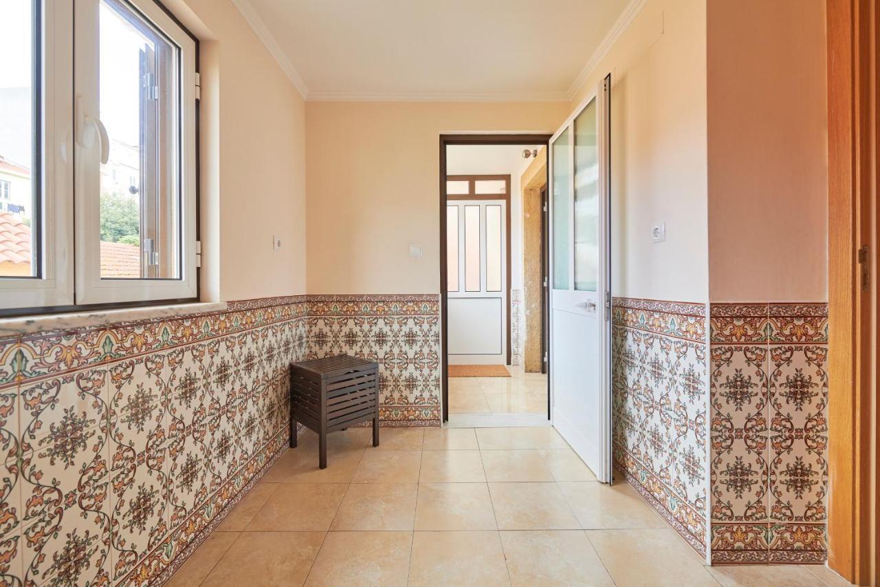 Renovated And Spacious Duplex Apartment With Patio, By Timecooler Lisbon Exterior photo